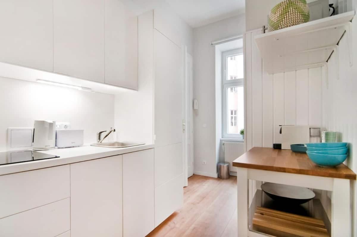 ⍟Luxurious And Bright⍟ 5 Min Walk To City Center Apartment Виена Екстериор снимка