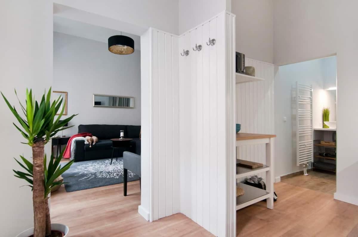 ⍟Luxurious And Bright⍟ 5 Min Walk To City Center Apartment Виена Екстериор снимка