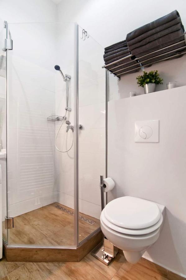 ⍟Luxurious And Bright⍟ 5 Min Walk To City Center Apartment Виена Екстериор снимка
